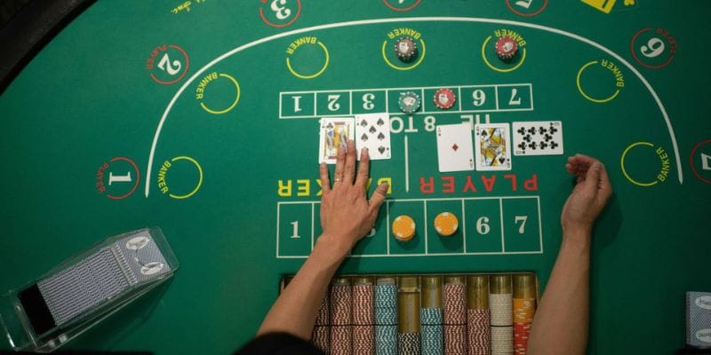 Những bí kíp sinh tồn khi chơi Baccarat